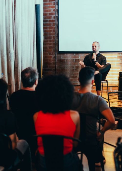 pexels-bertellifotografia-3321791